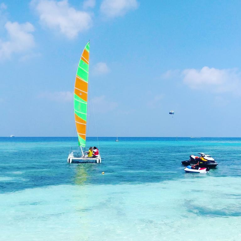 Alaka At Maafushi Hotel Exterior foto